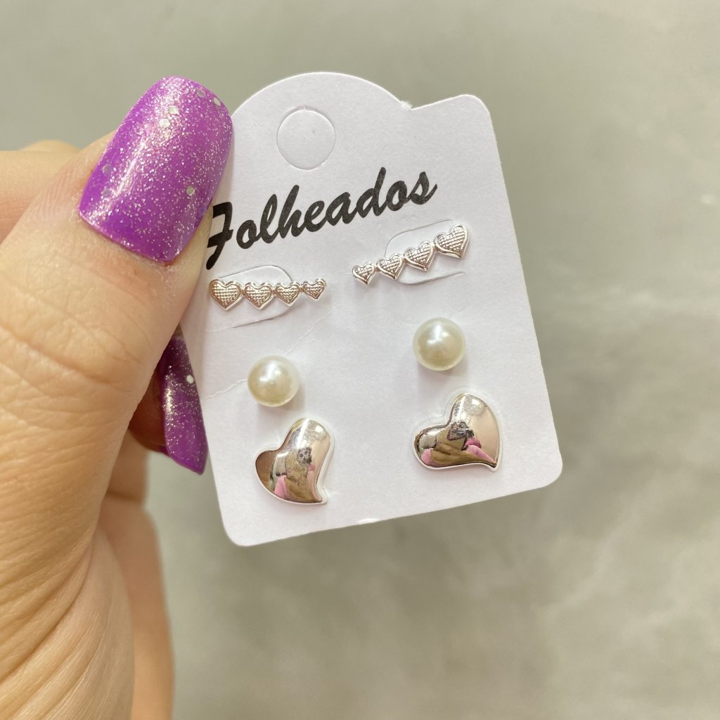 Trio de brincos prata folheado mini pérola e coração ♥️ 