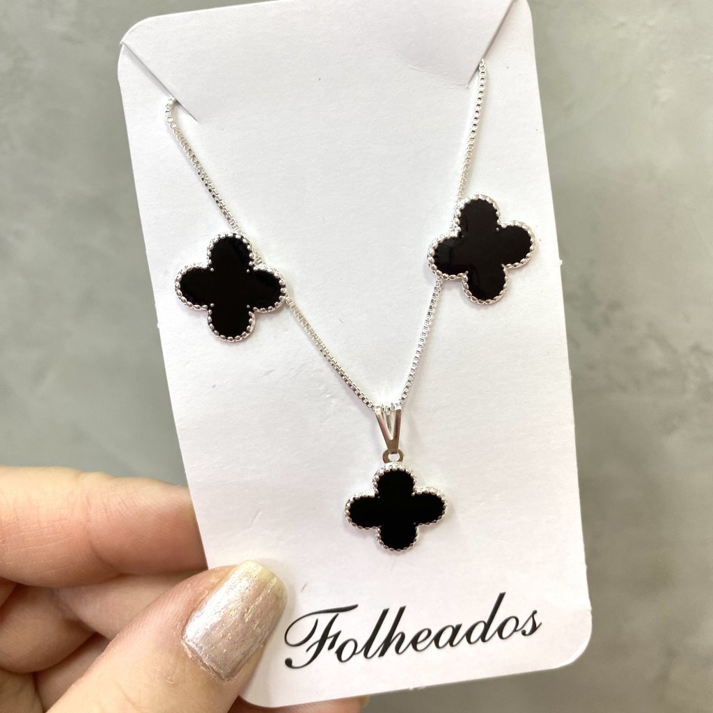 Conjunto colar e brinco prata folheado flor negra (inspiração Virgínia) 🖤