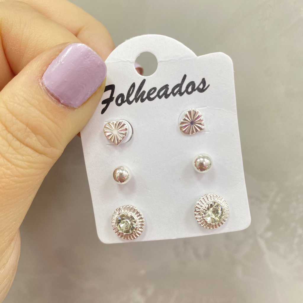 Trio de brincos prata folheado coração, bolinha e ponto de luz em detalhe ✨