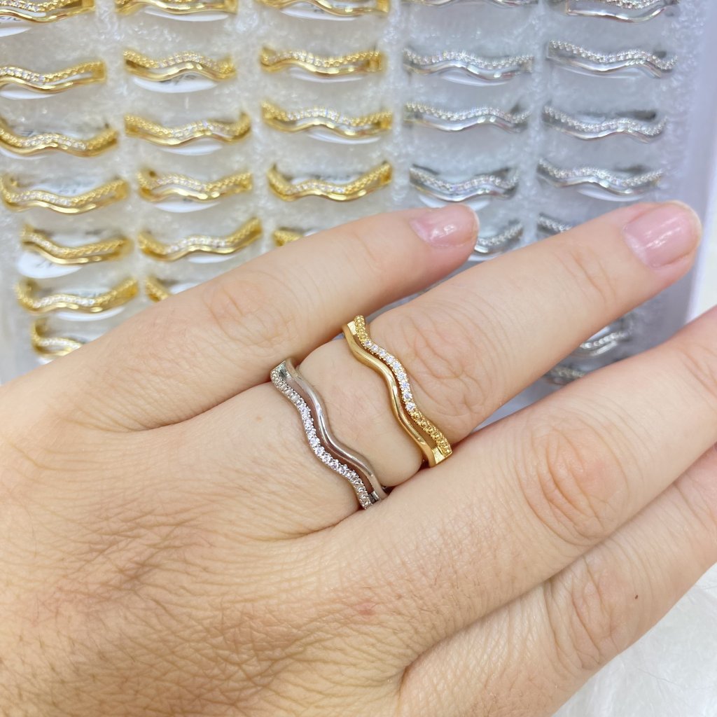 Anel duo ondulado liso e cravejado ✨ - ANE0004