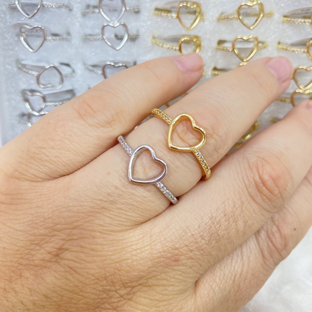 Anel unitário cravejado coração ✨ - ANE0005