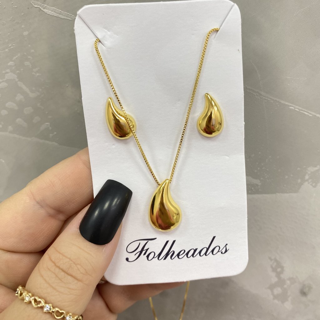 Conjunto colar e brinco dourado folheado modelo gota ✨