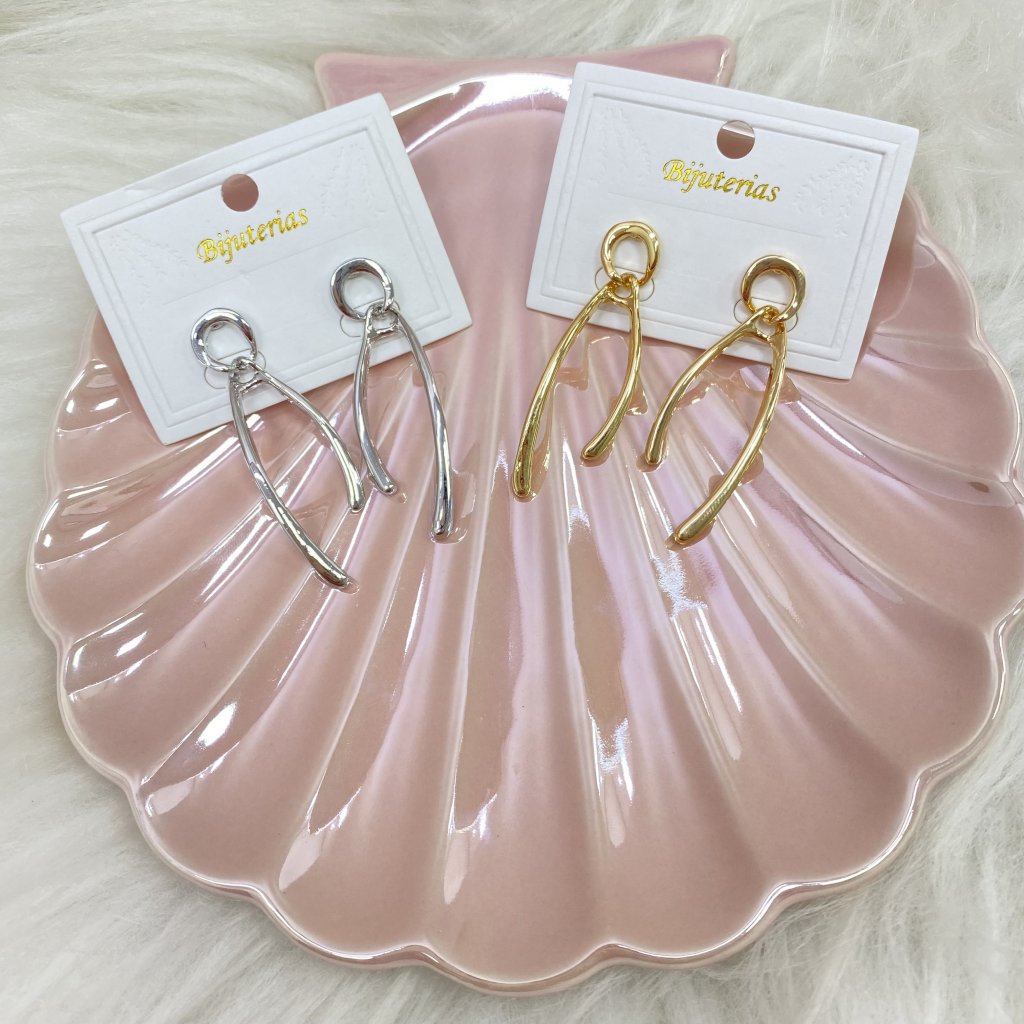 Brincos Bijoux diversos Modelo A ✨