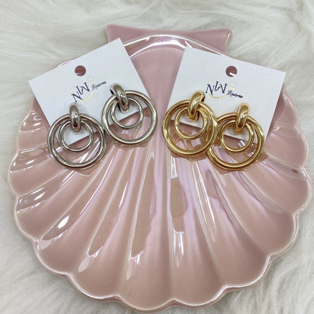 Brincos Bijoux diversos Modelo Q ✨