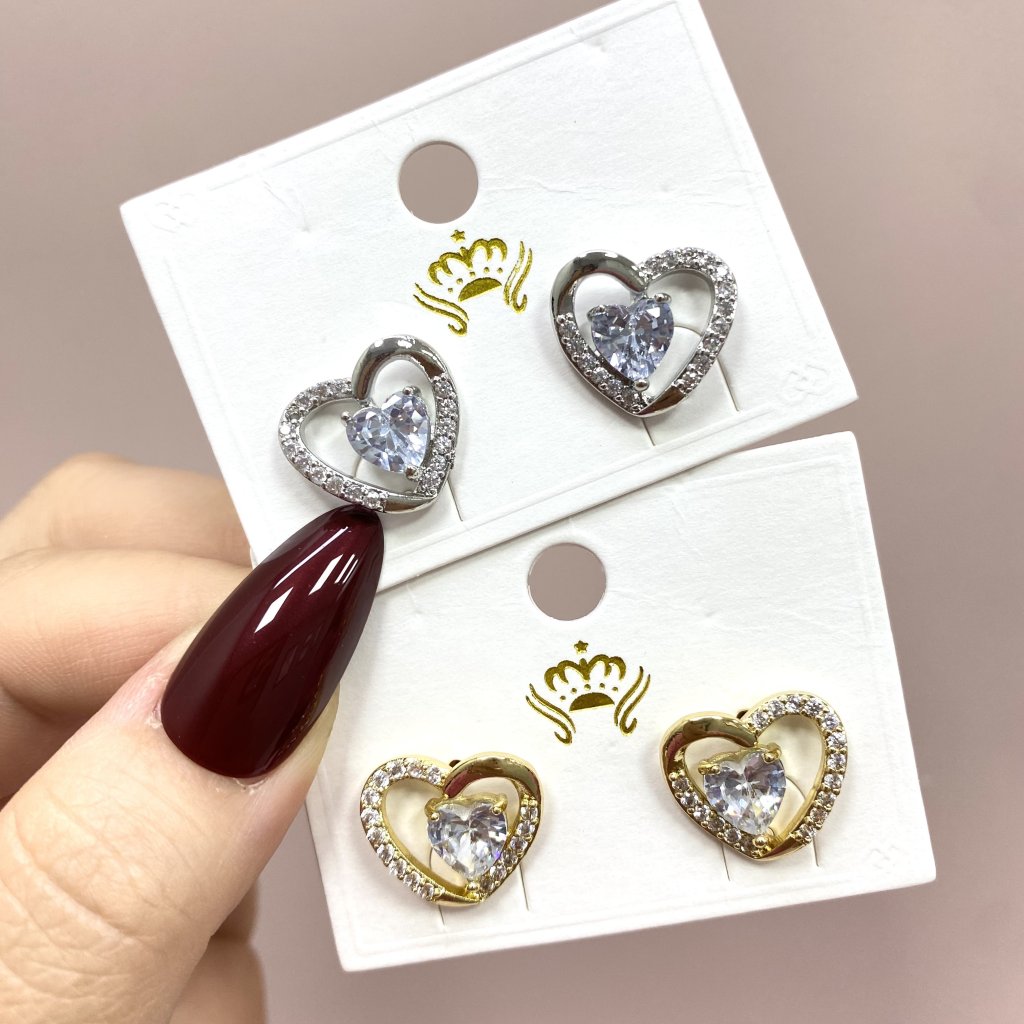 Brinco Bijoux coração cravejado e pedra coração ❤️ 