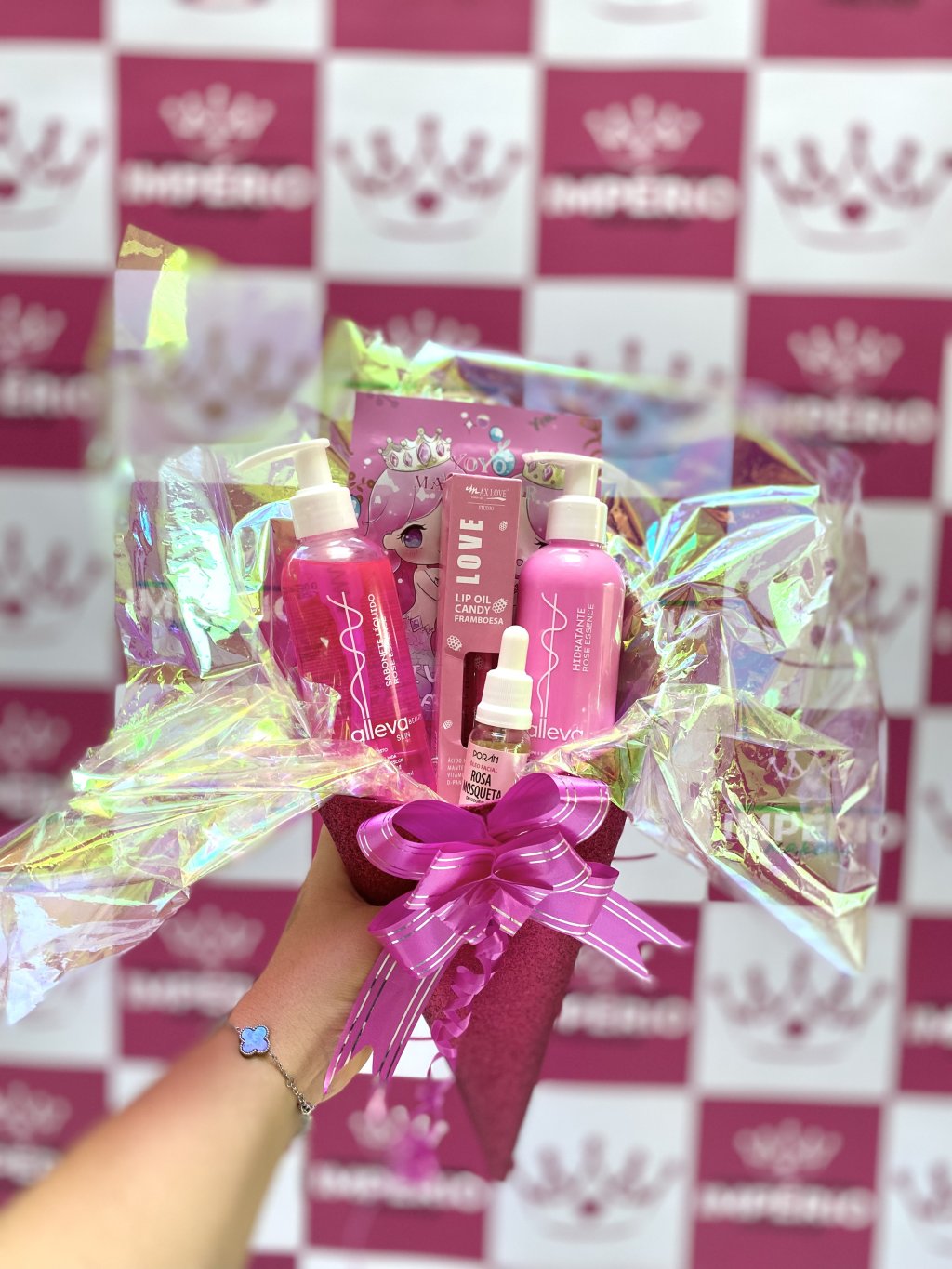 Buquê de maquiagem (05) 🩷 PRBU0030