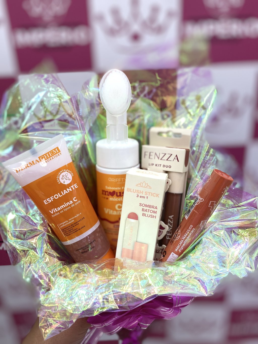 Buquê de maquiagem (07) 🩷 PRBU0032