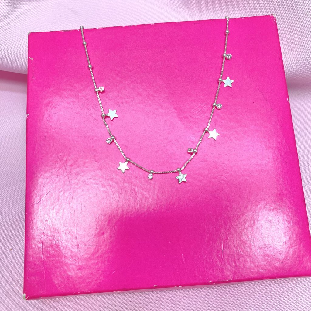 Gargantilha prata folheado mini ponto de luz e estrelas ✨