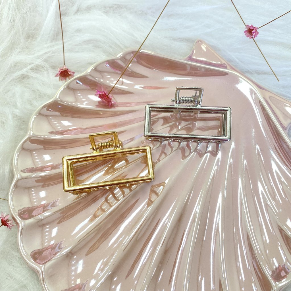 Presilha em metal Pequena/Média modelo quadrado ✨