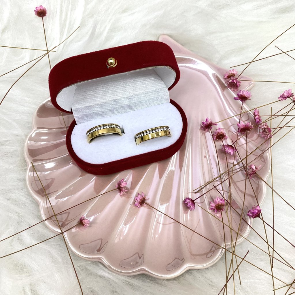 Aliança dourada em aço inox toda cervejada ✨