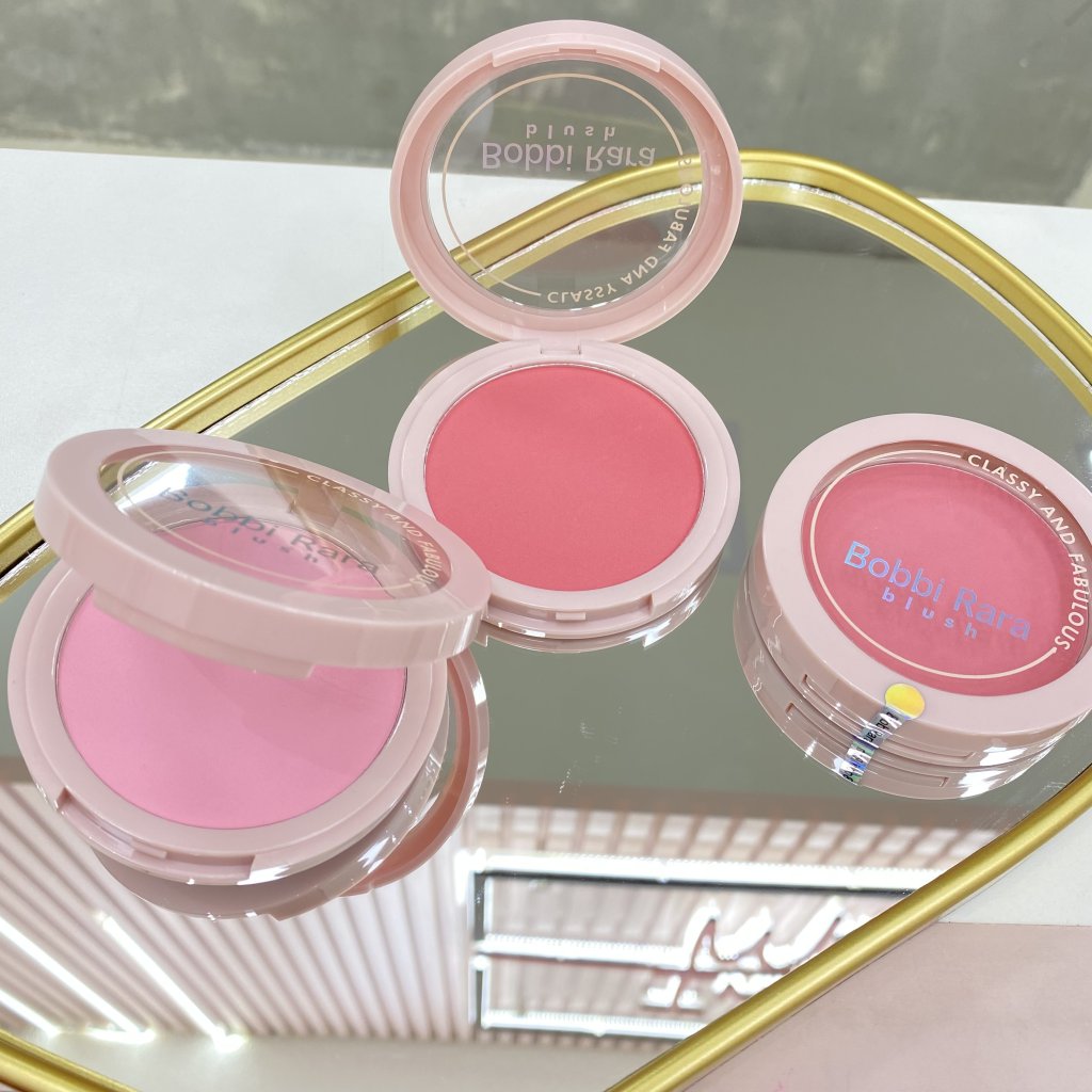 Blush compacto Classy And Fabulous - Bobbi Rara BLU0081