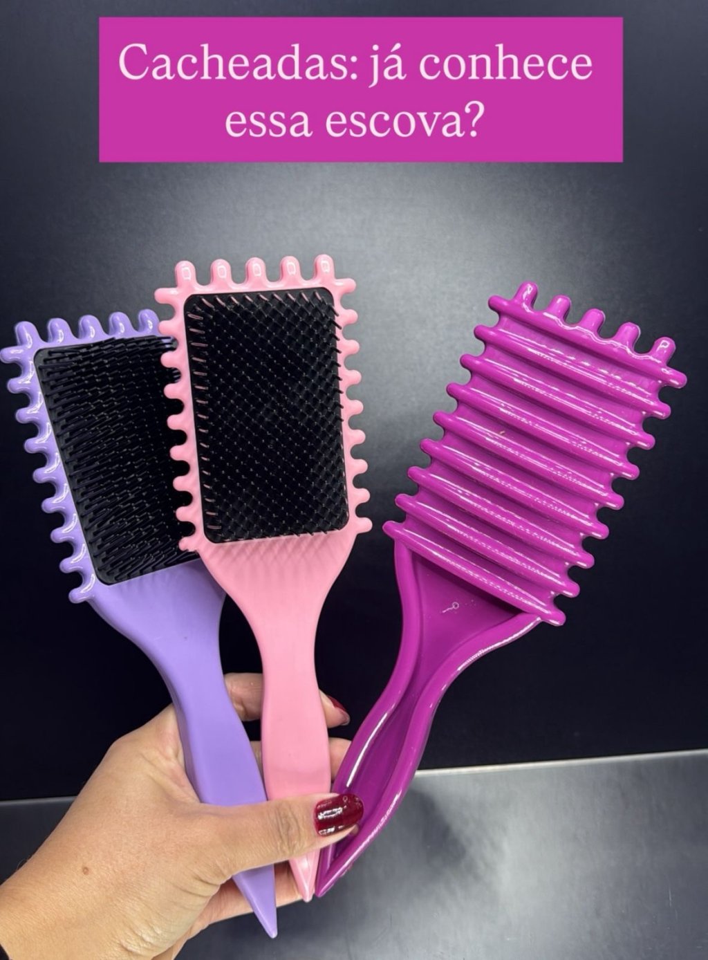 Escova modeladora de cachos (Fitagem) ✨