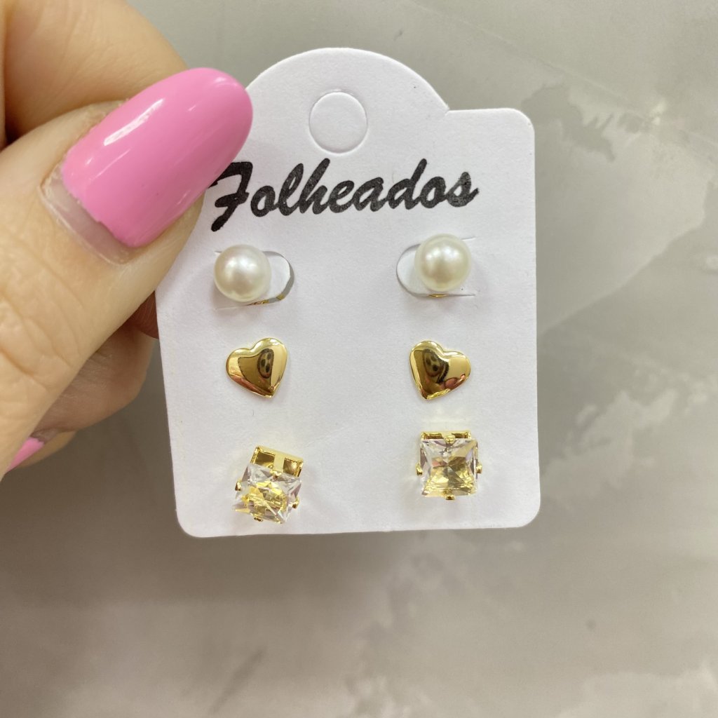 Trio de brincos dourado folheado pérola, coração e ponto de luz quadrado ✨