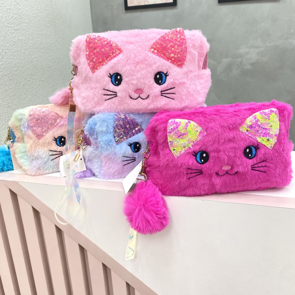 Necessaire De Pelúcia Gato Colorido ✨NEC0027