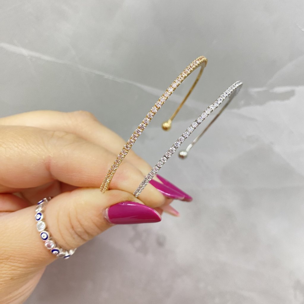 Bracelete Bijoux fina modelo cravejado ✨