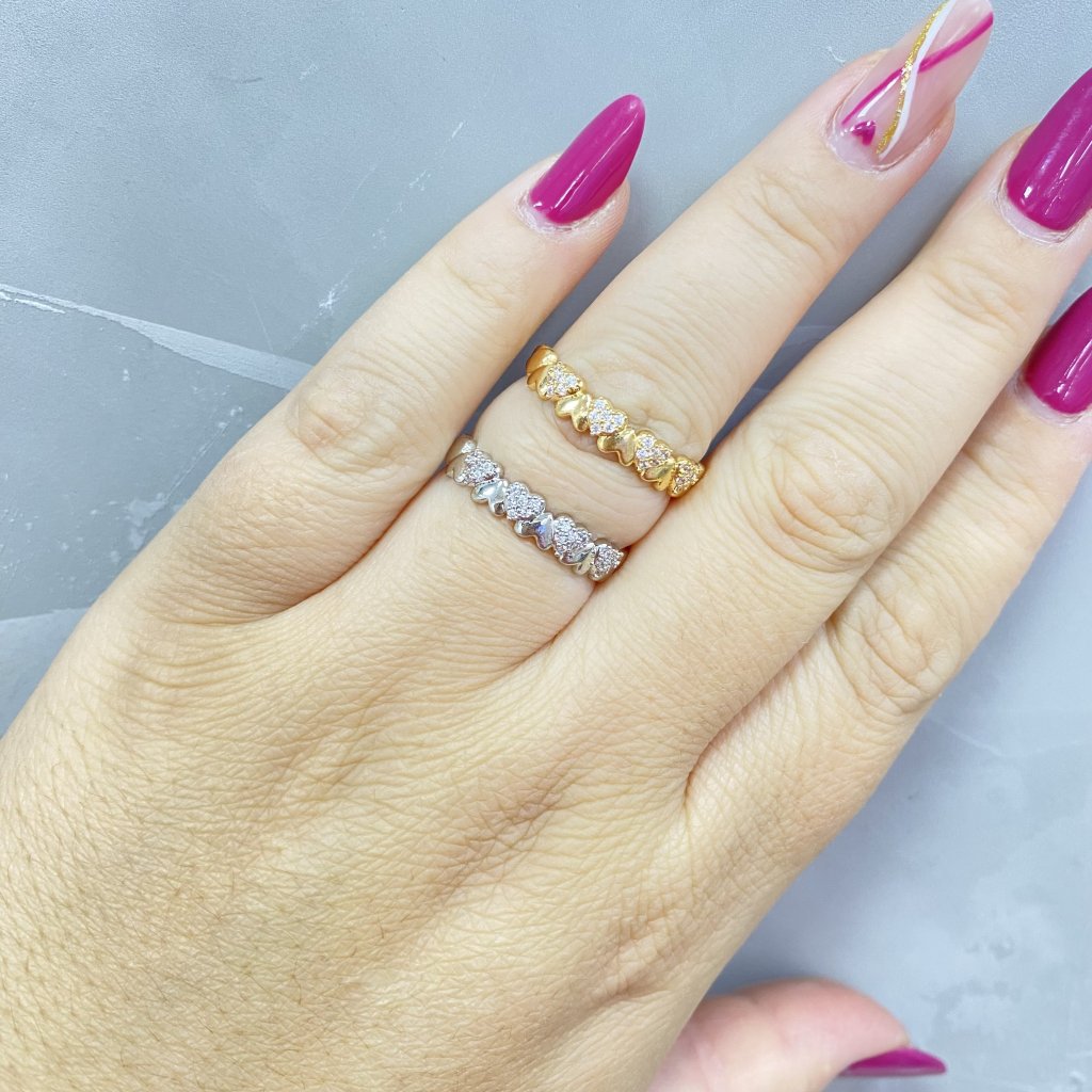 Anel beijoux fina modelo coração liso e cravejado ✨