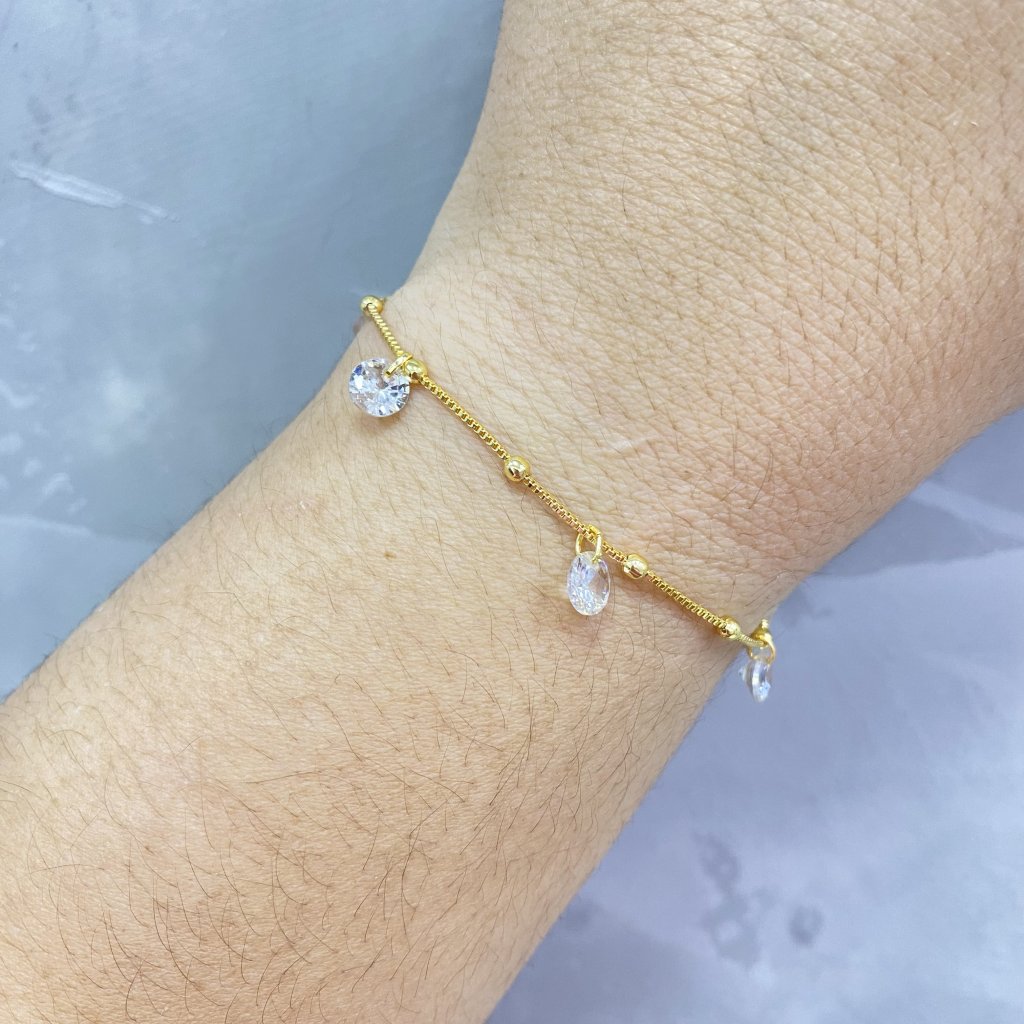 Pulseira dourado folheado mini bolinha e ponto de luz ✨
