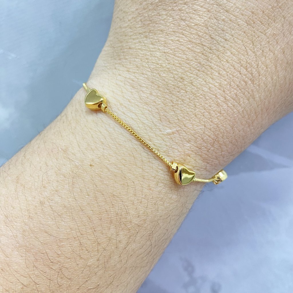 Pulseira dourado folheado fio fino e coração ✨