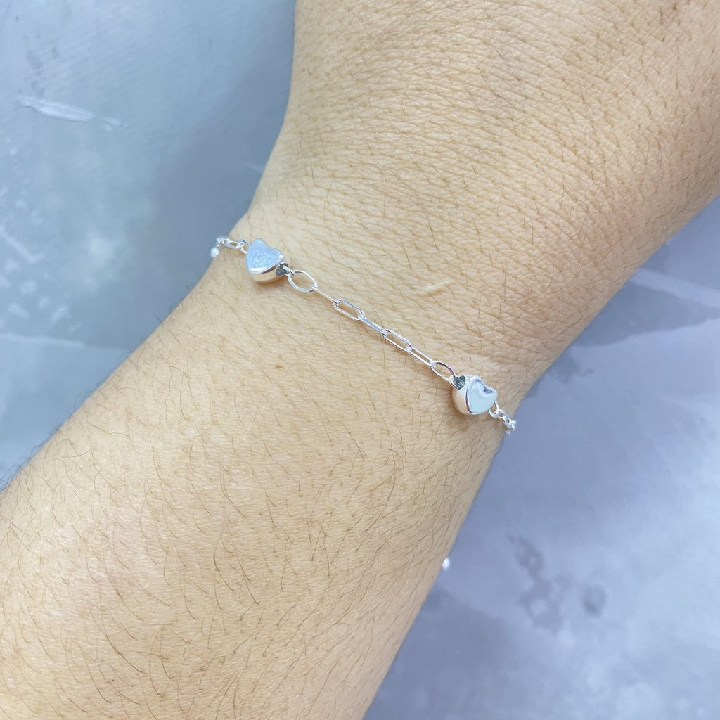 Pulseira prata folheado fio elos finos e coração ✨