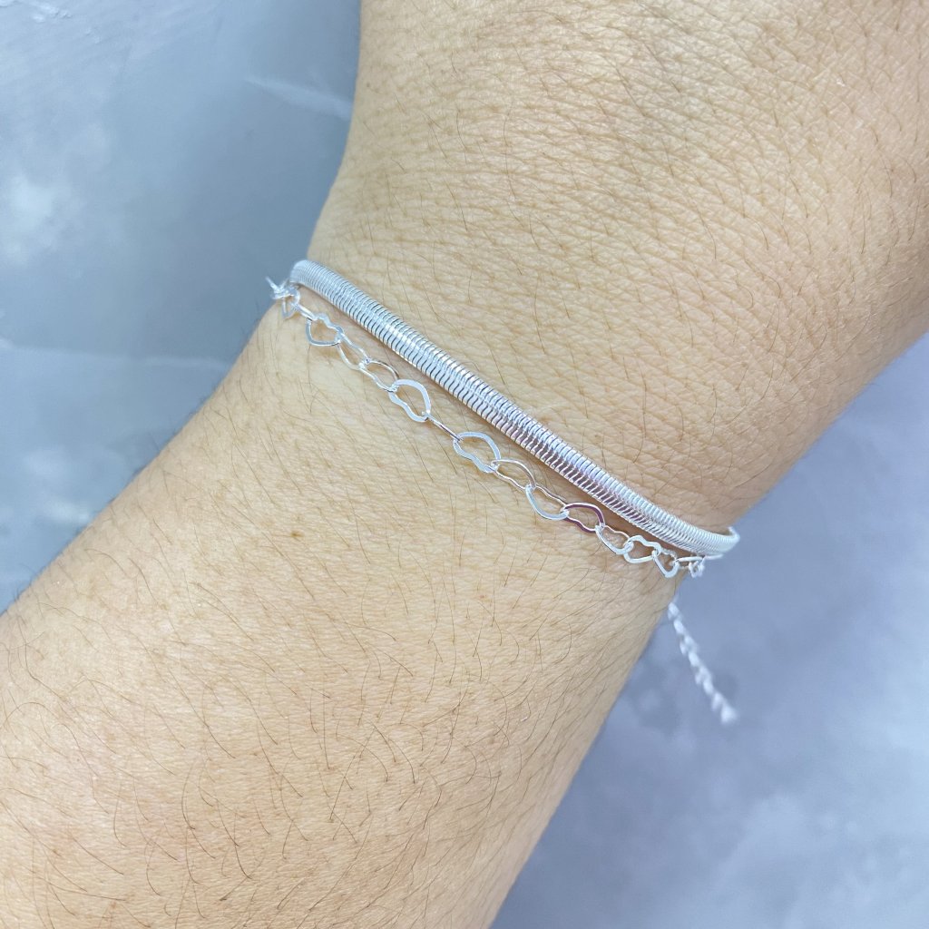 Pulseira duo prata folheado fio cobra e fio coração ✨