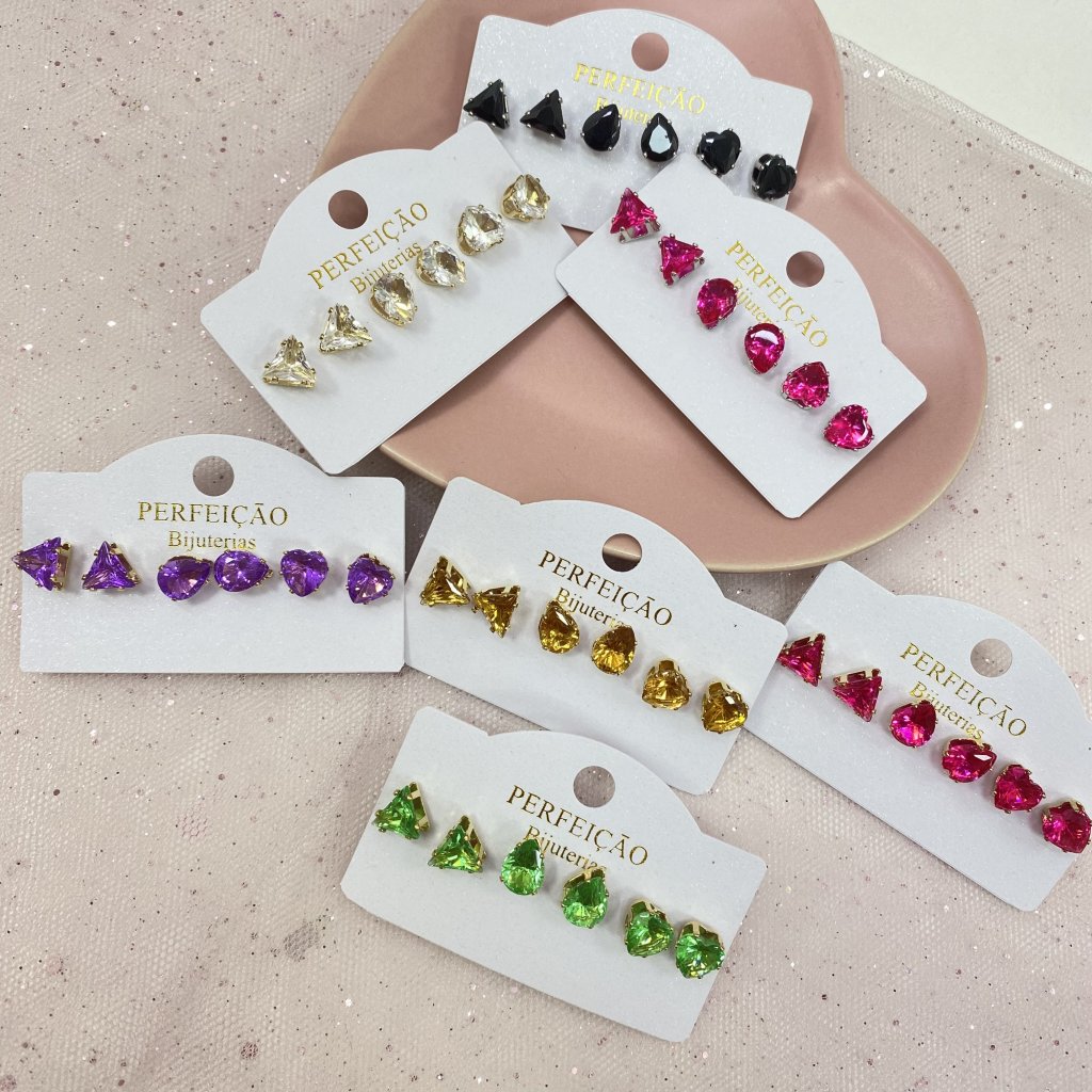 Trio de brincos Bijoux fina pedrinhas colorida (modelo A) ✨