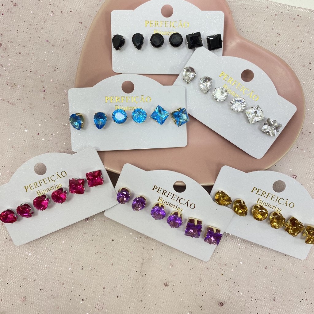 Trio de brincos Bijoux fina pedrinhas colorida (modelo B) ✨