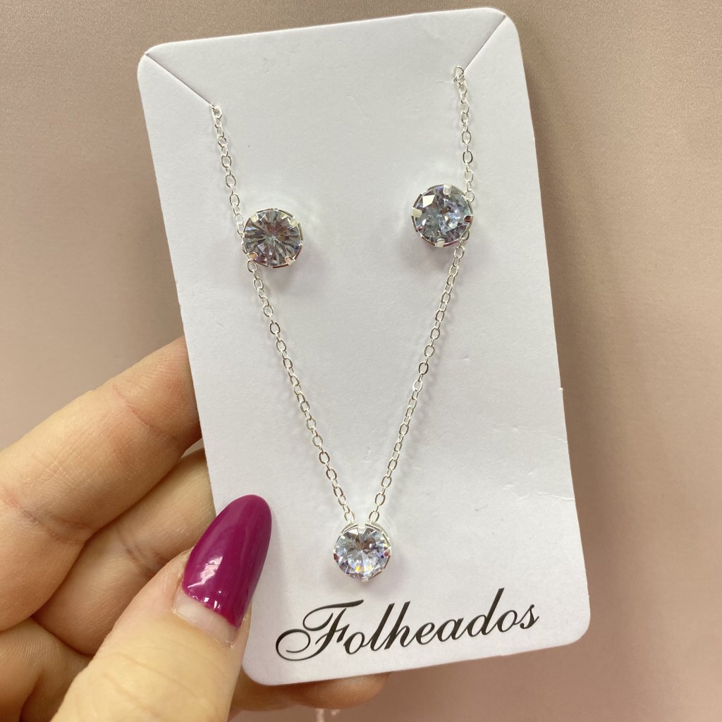 Conjunto prata folheado colar e brinco ponto de luz ✨