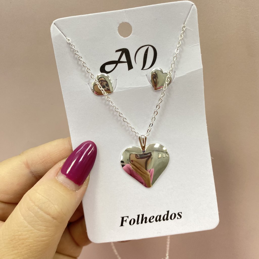 Conjunto prata folheado colar e brinco coração ✨