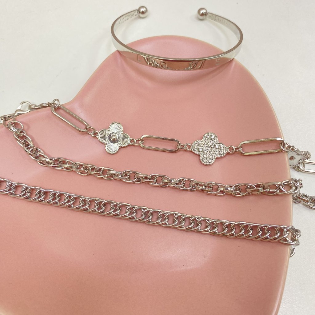 Kit pulseira e bracelete trevo da sorte cravejado - Dafu 