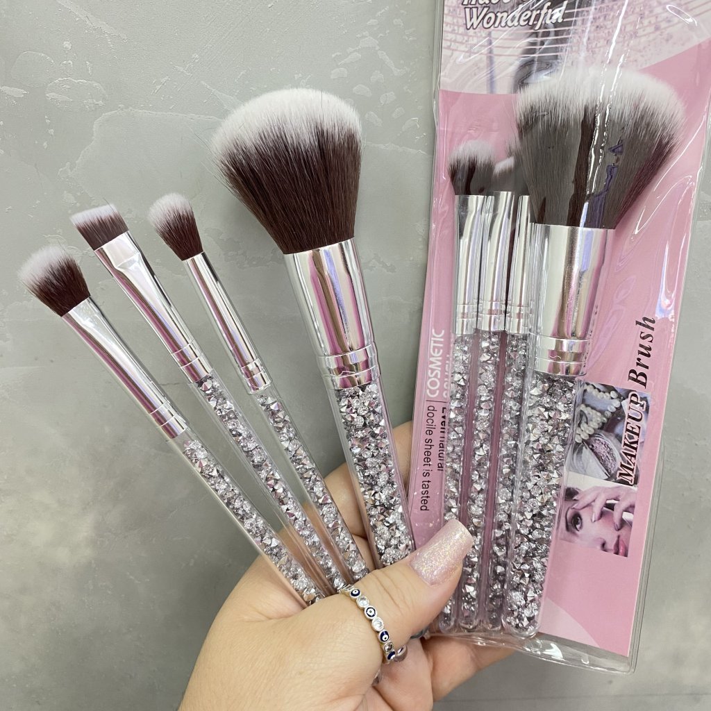 Kit com 4 pincéis Cabo Crystal PRATA - Have ever 