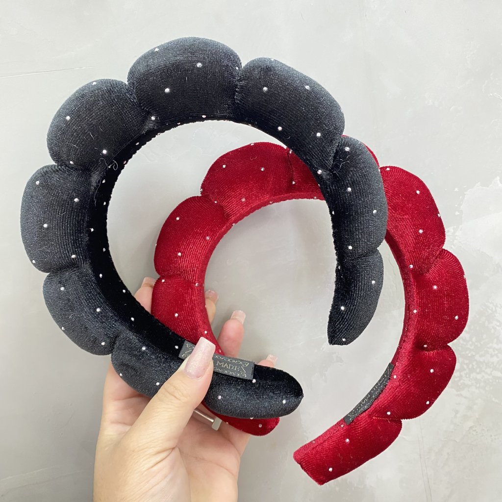 Tiara nuvem tecido camurça e mini ponto de luz ✨