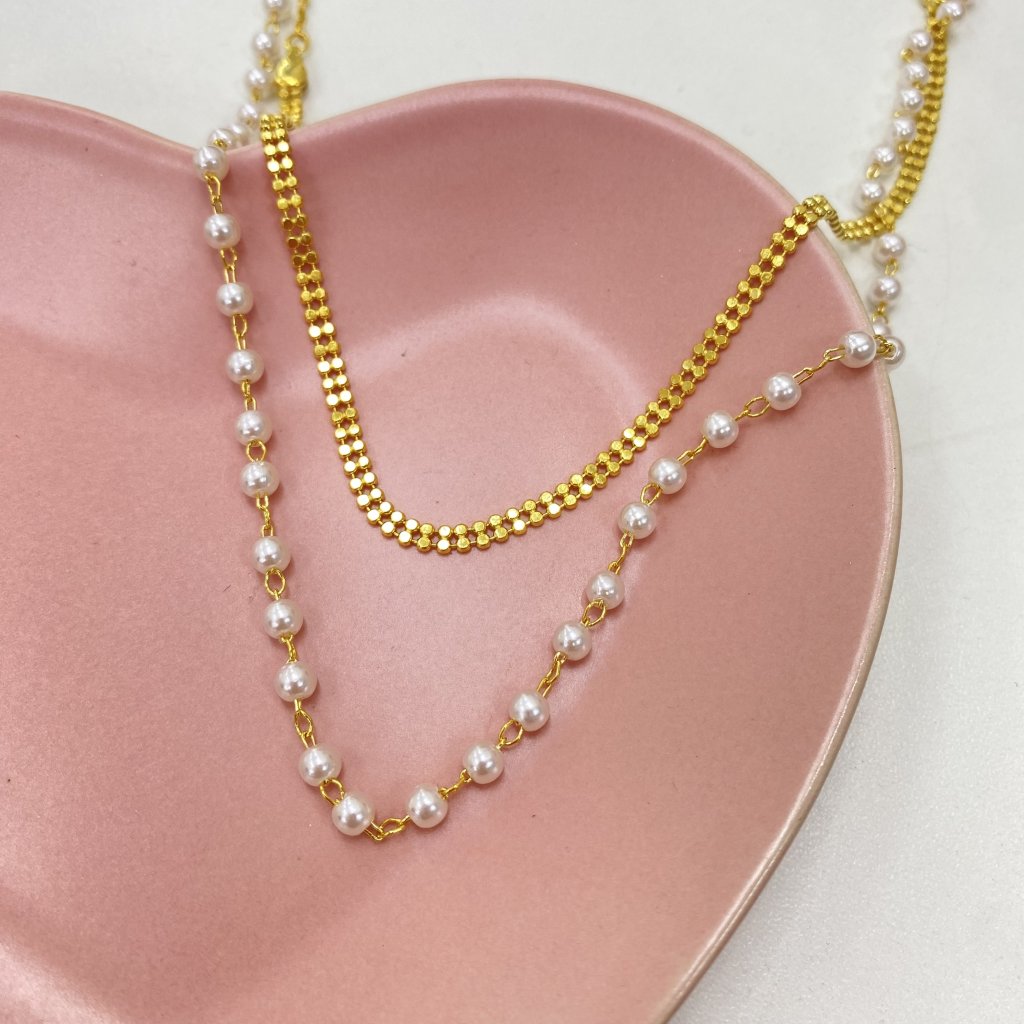 Colar duo dourado folheado fio mini bolinha achatado e bolinha em pérola ✨