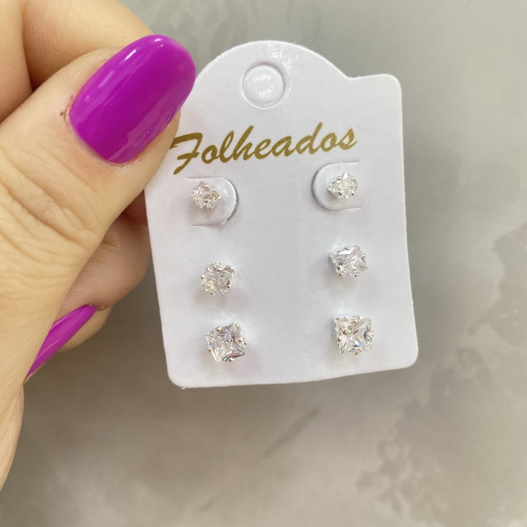 Trio de brincos prata folheado mini ponto de luz quadrado ✨