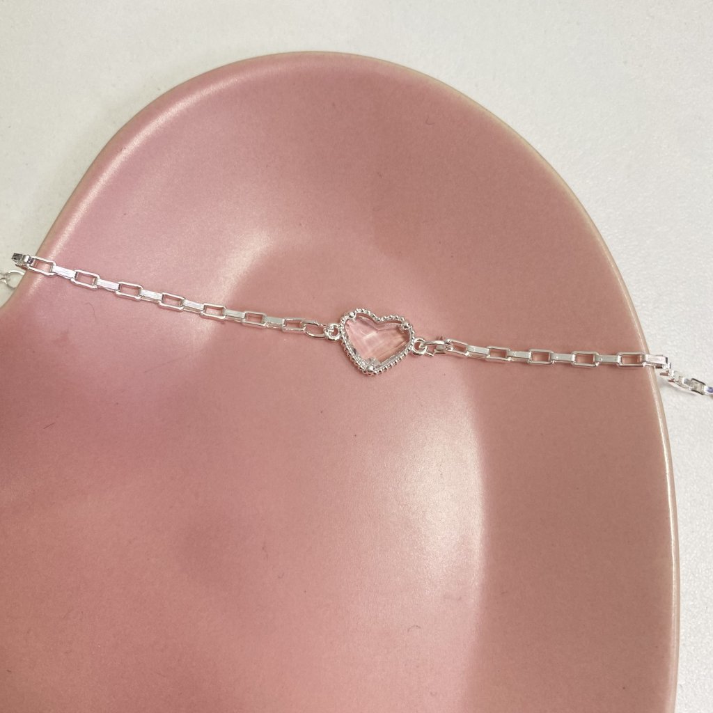 Pulseira prata folheado elos quadrados e coração transparente ✨