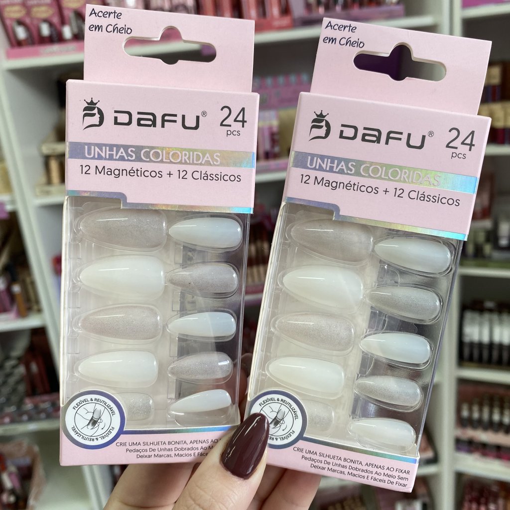 Unha postiça 24pçs almond branca efeito magnéticos - Dafu 