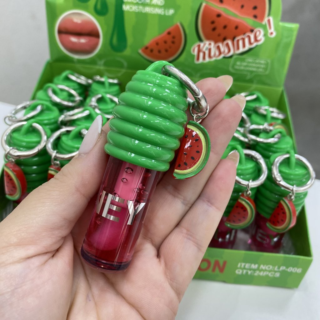 Gloss labial Watermelon + chaveiro 🍉 - Kiss Me GLOS0298