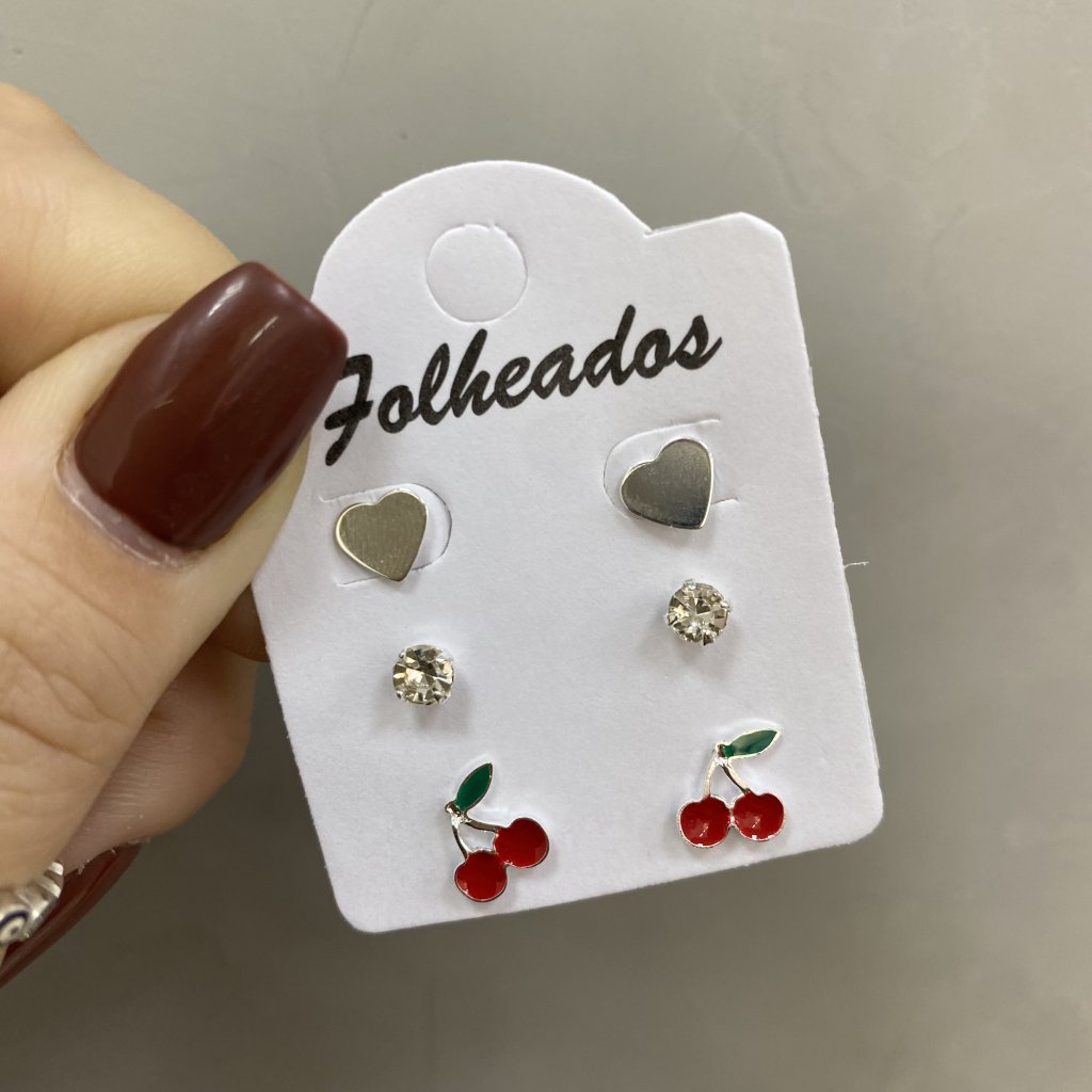 Trio de brincos prata folheado coração, mini ponto de luz e cereja 🍒 