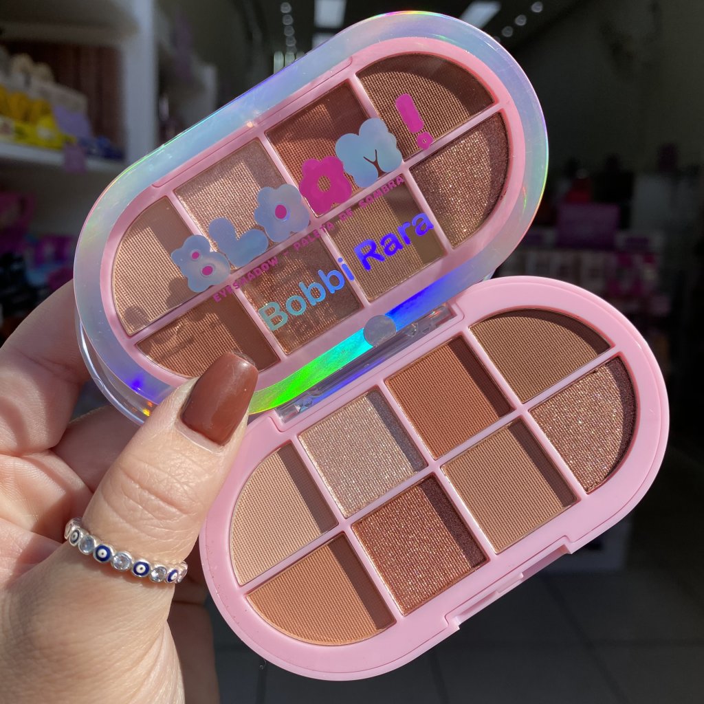 Paleta de sombras 8 cores Bloom (01) - Bobbi Rara