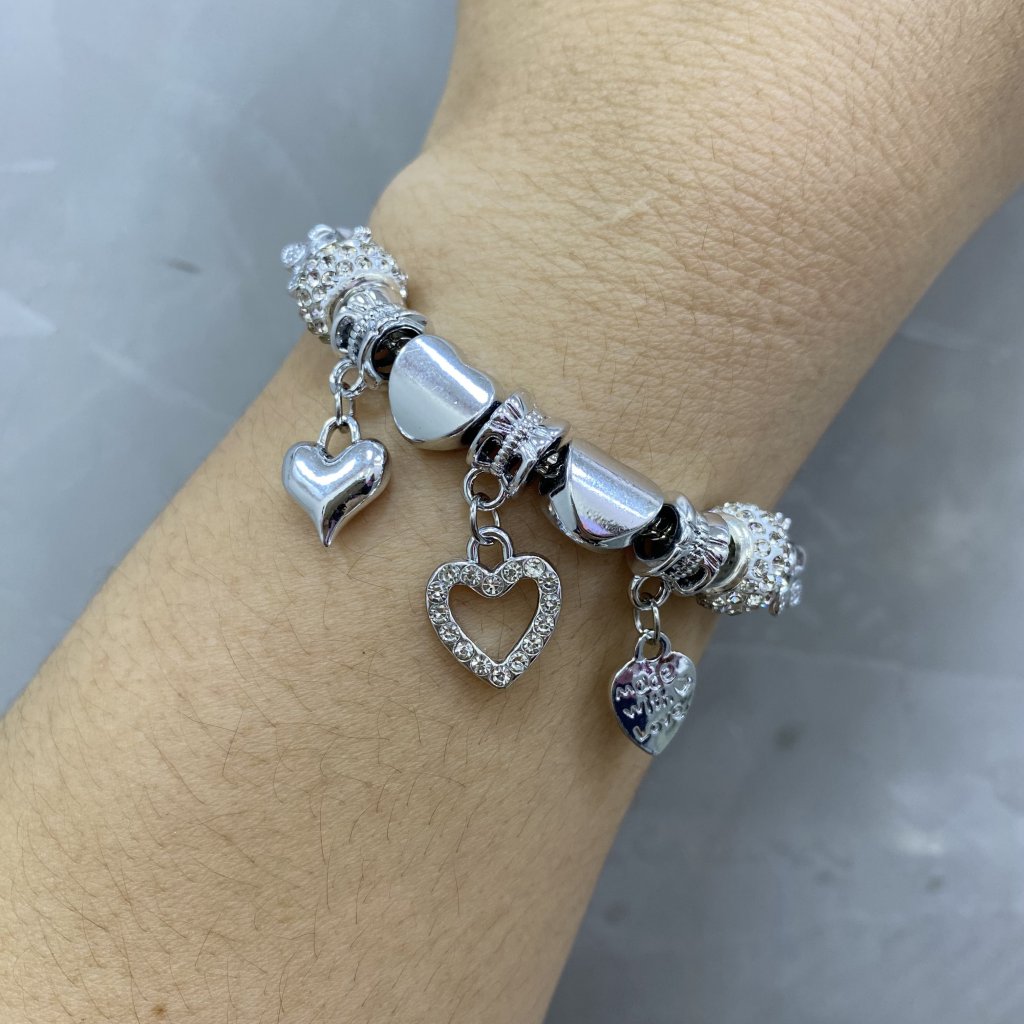 Pulseira Pandora bijoux fina modelo coração cravejado ✨