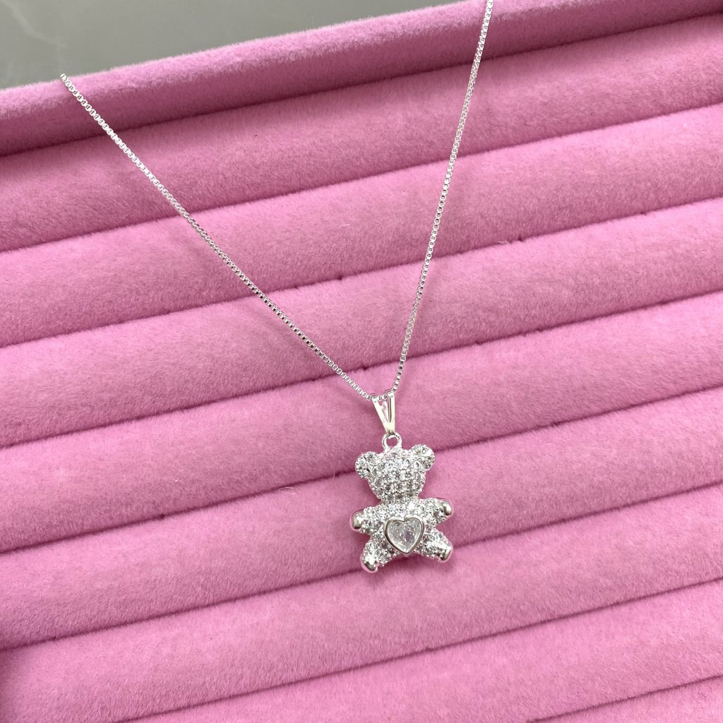 Colar prata folheado pingente urso cravejado ✨