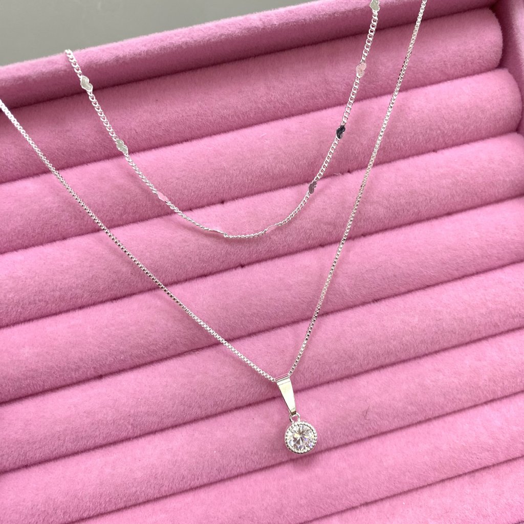 Colar duo prata folheado fio mini coração e ponto de luz ✨