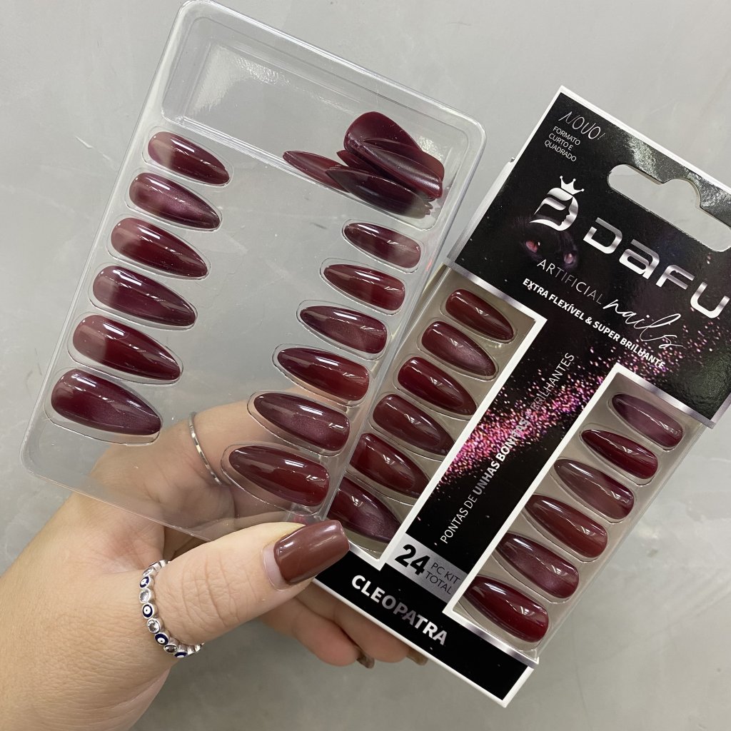 Unha postiça almond 24pçs vermelha e efeito imã - Dafu