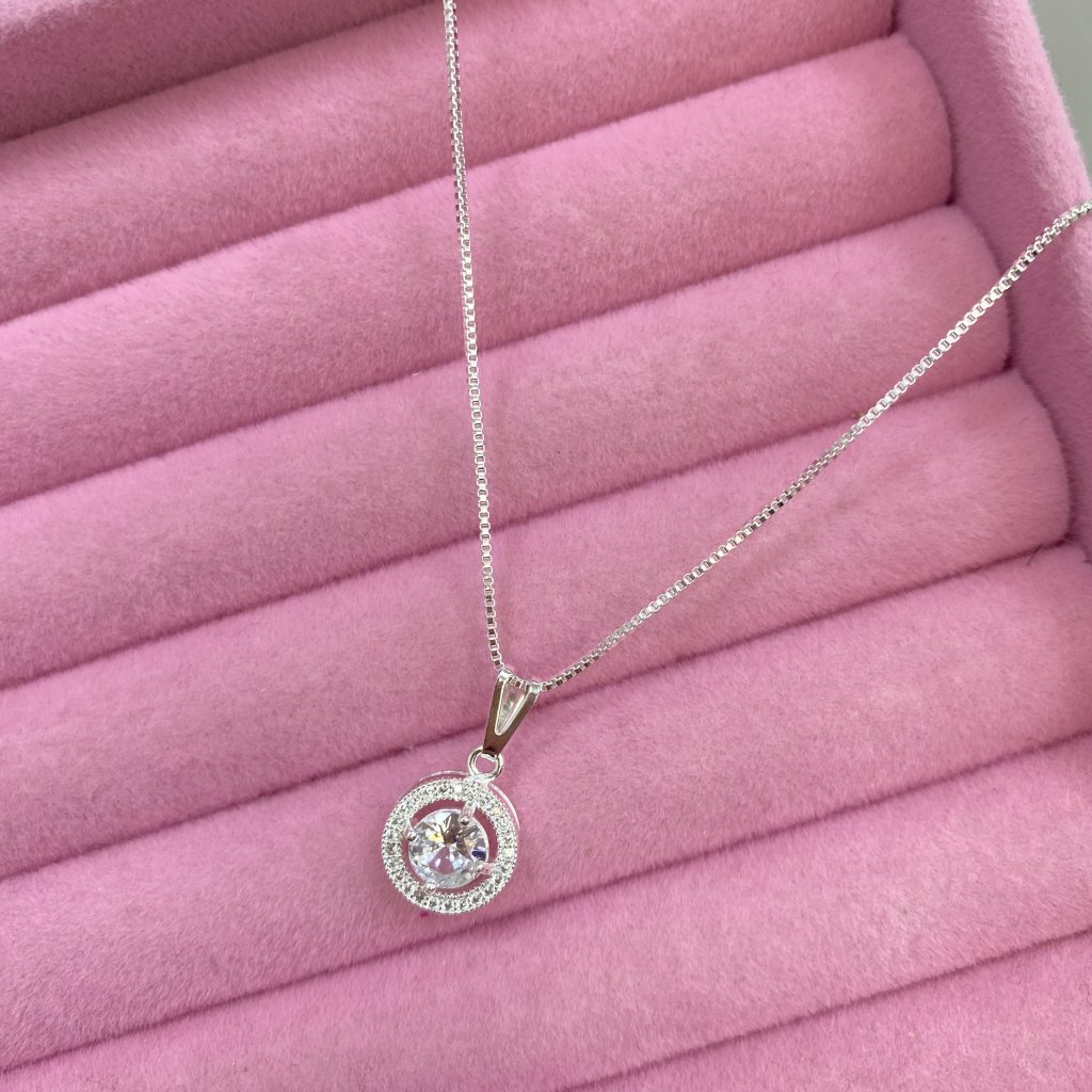 Colar prata folheado ponto de luz e cravejado ✨