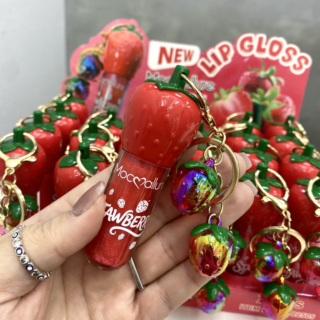 Gloss labial morango 🍓 + chaveiro morango duo - MocMallure