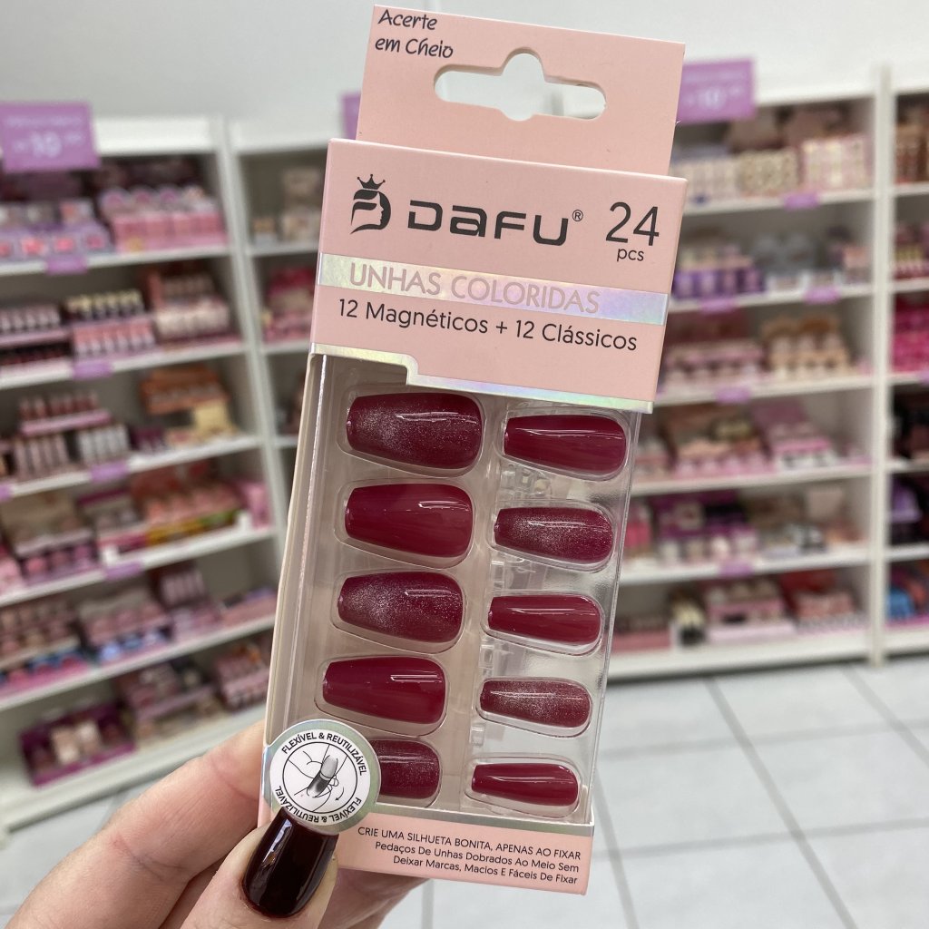 Unha Postiça Bailarina Curto Efeito Magnético Vermelho Rubi - Dafu UP0216
