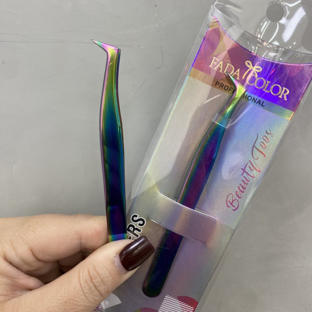 Pinça em aço inox cromado ponta fina volume russo - Fada Color