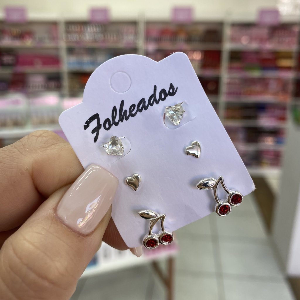 Trio de brincos prata folheado coração pedrinha, mini coração e cereja 🍒 