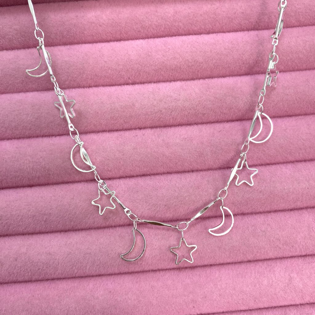Colar prata folheado fio estrelas e lua ✨