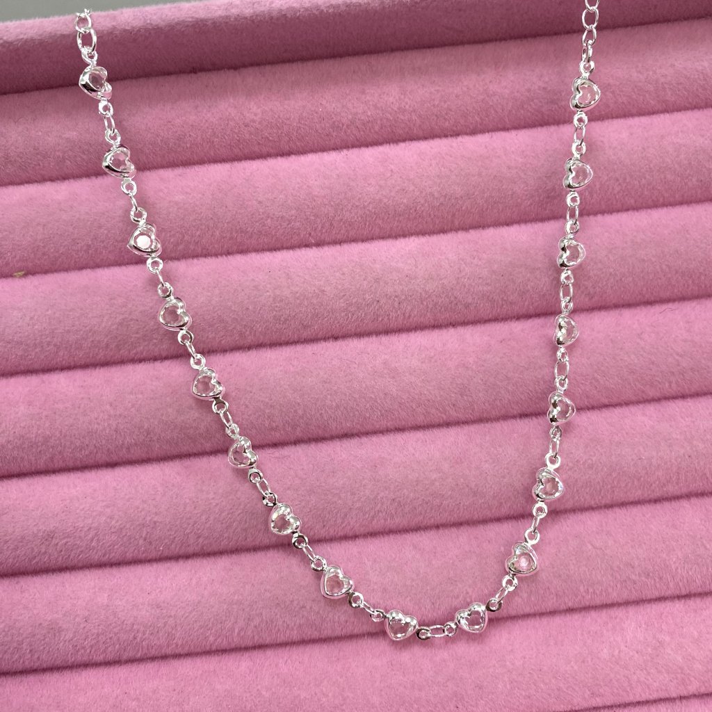 Gargantilha prata folheado fio mini corações de luz ✨