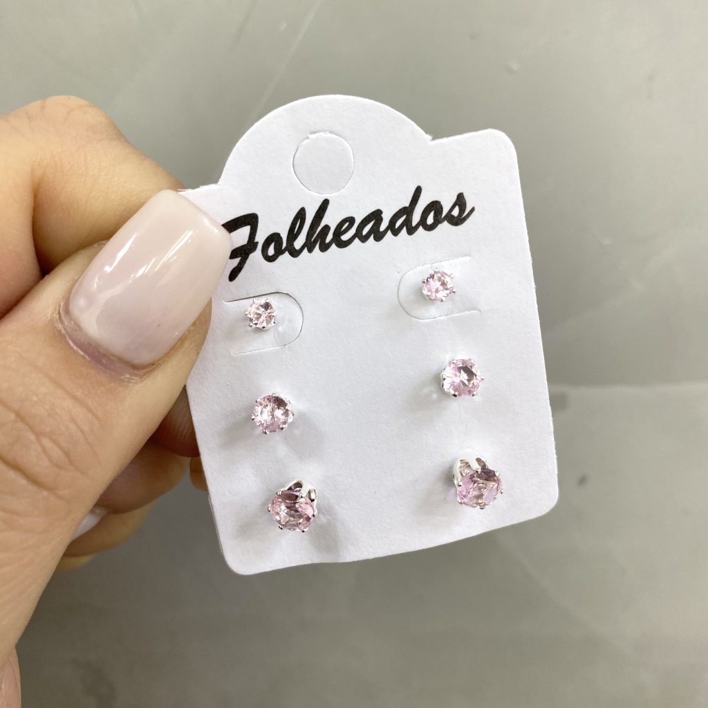 Trio de brincos prata folheado mini ponto de luz rosa claro ✨